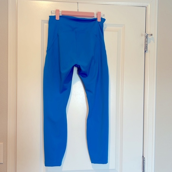 Lululemon InStill High-Rise Tight, size 8 - Picture 5 of 6